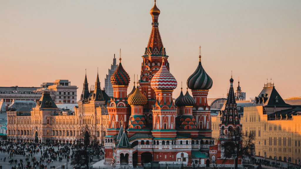 <img style="display:block; margin:auto; width: 100%; max-width: 600px; max-height: 400; object-fit: cover; margin: 25px auto;"src="saint basil's cathedral.jpg"alt="">