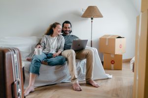 couple using a macbook